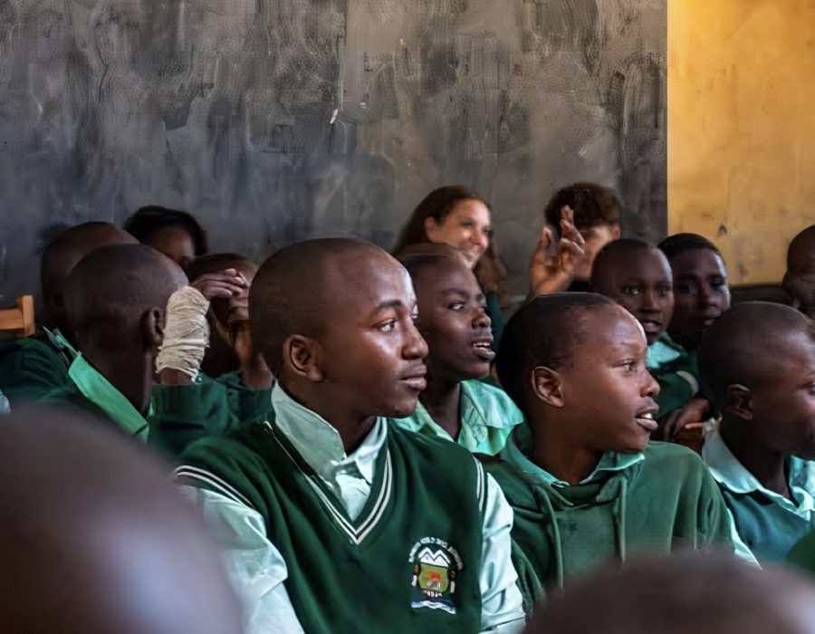 AB4A00DA-1173-47CD-B285-83BFD2996138_1_201_a